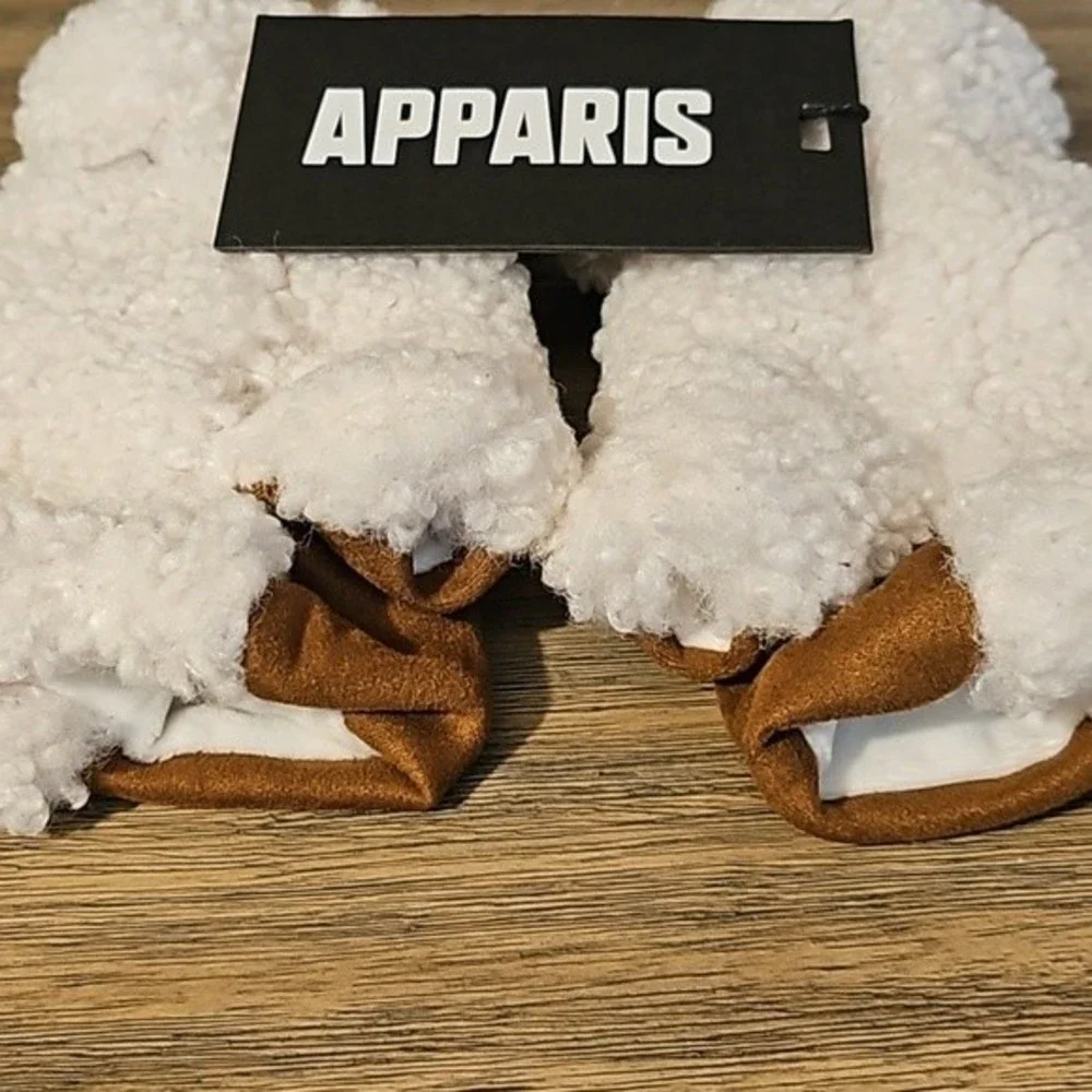 NWT APPARIS Women's Camel and Off Faux Shearling White Fingerless Hand Gloves